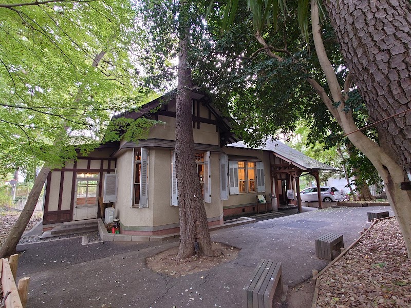 市川市木内ギャラリー（旧木内重四郎別邸洋館）