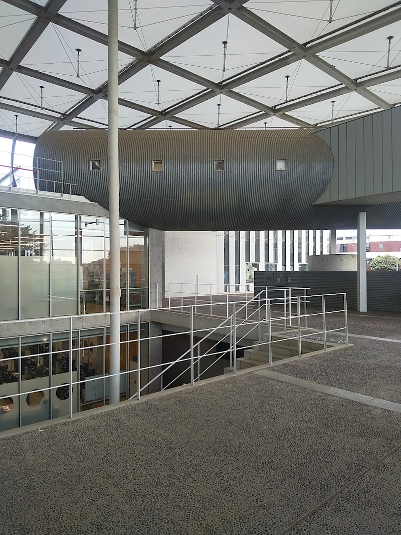 日本大学理工学部科学技術史料センター（CSTミュージアム）