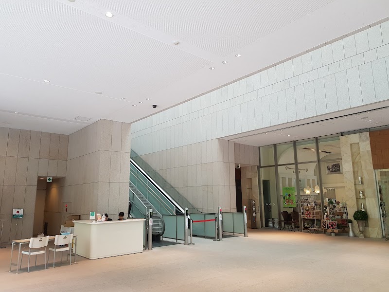 東京富士美術館