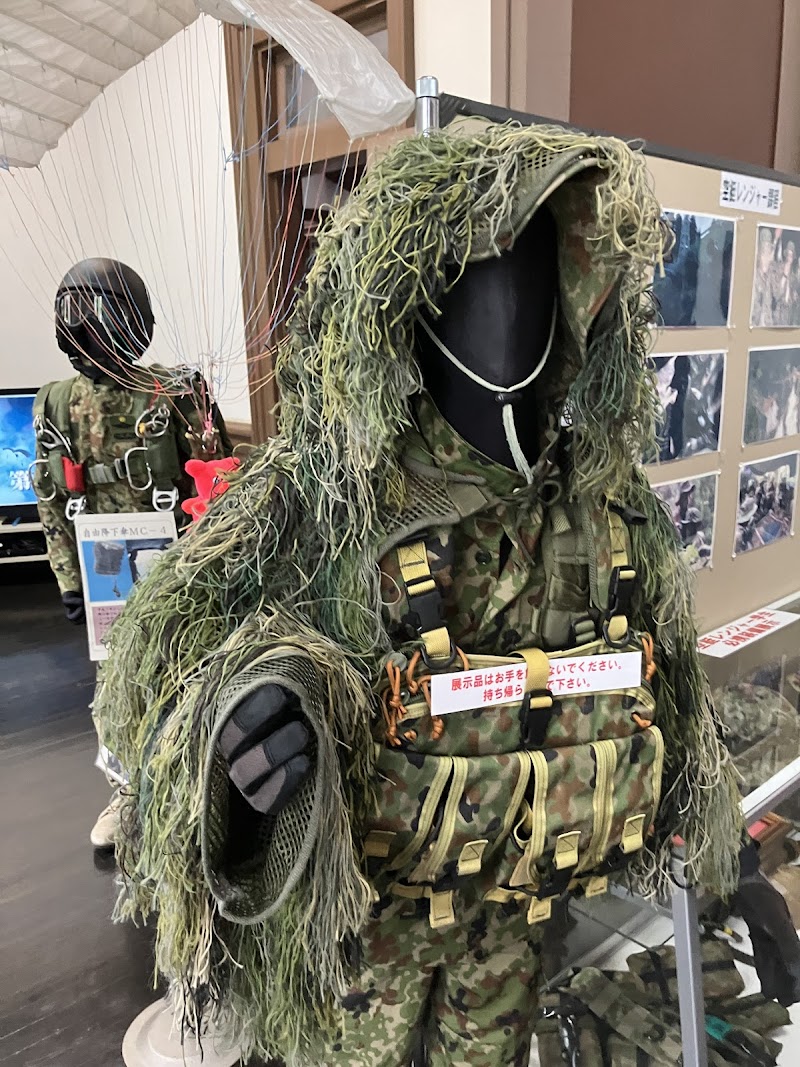 空挺館（旧陸軍騎兵連隊御馬見所）