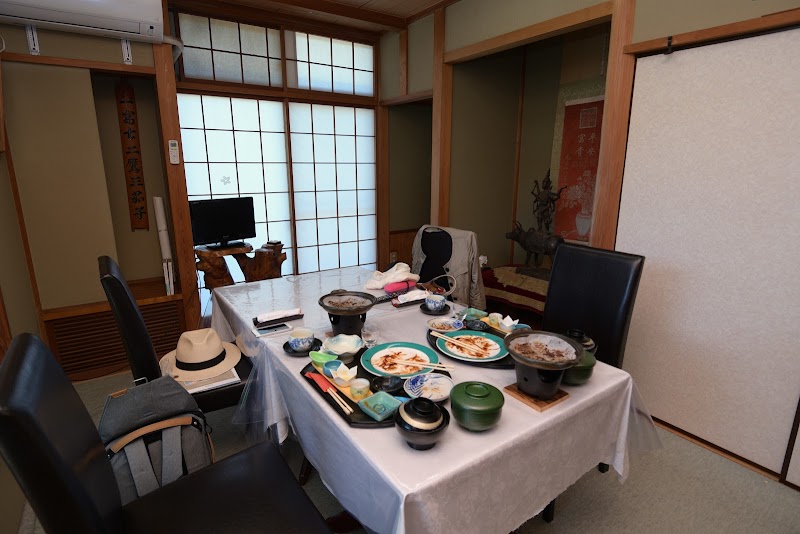 日本郷土玩具の宿 アツギ・ミュージアム