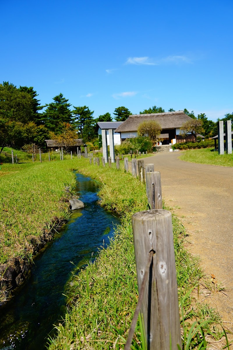 国営昭和記念公園 こもれびの里