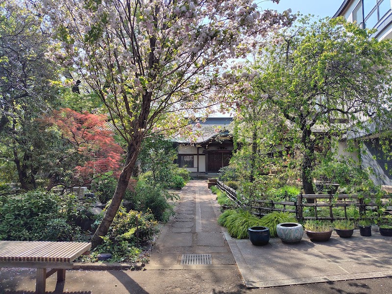 曼荼羅美術館