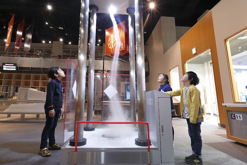 川口市立科学館・サイエンスワールド
