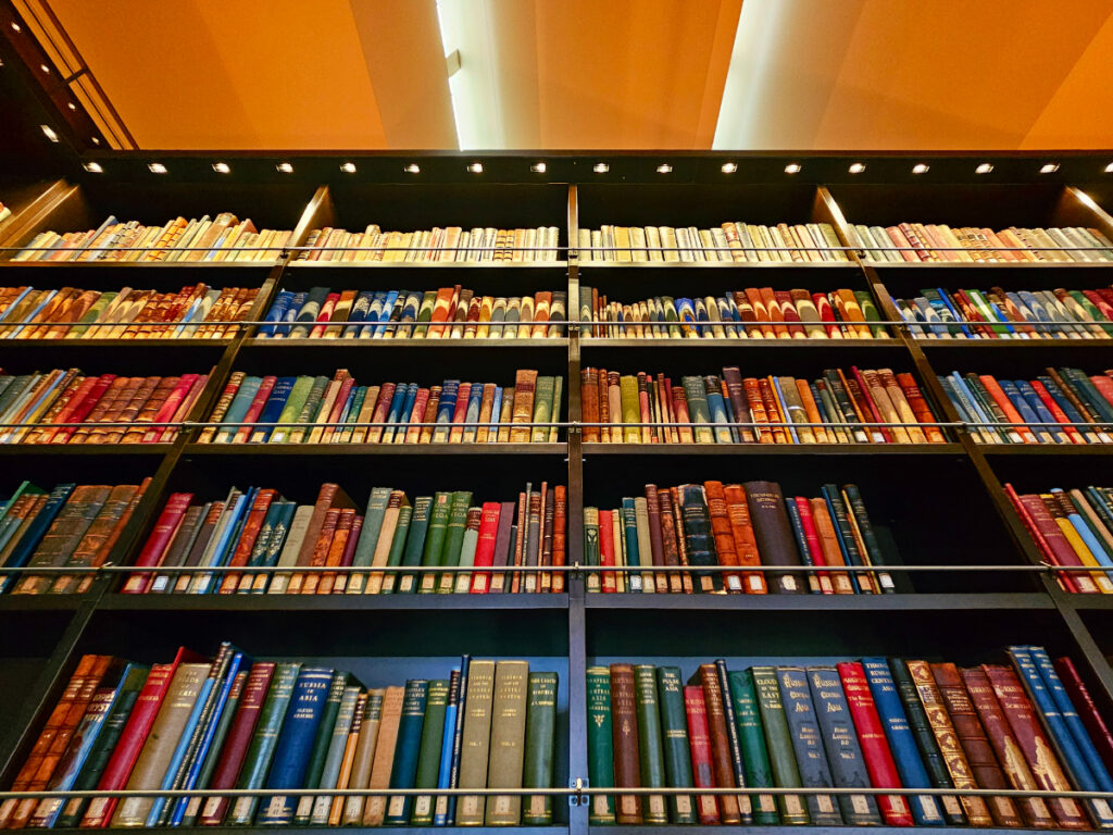 東洋文庫ミュージアム‐モリソン書庫