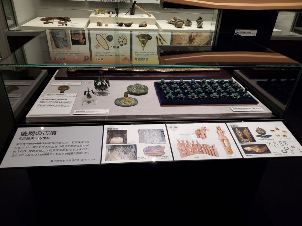 館内にはスロープやエレベーターもあります。 ベビーカー持参でも、小さな子と一緒に移動しやすい導線です。