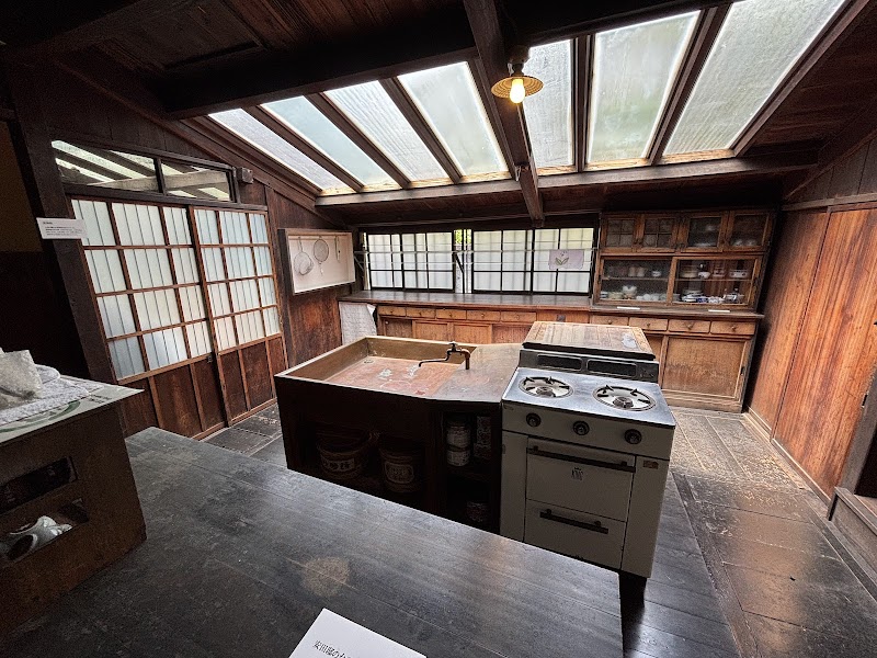 旧安田楠雄邸庭園