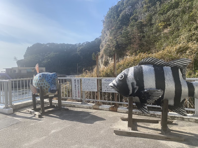 かつうら海中公園海中展望塔