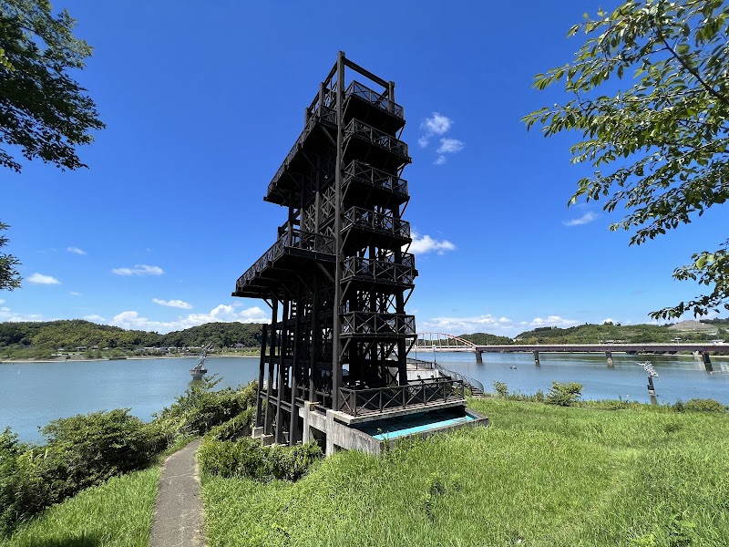 市原湖畔美術館