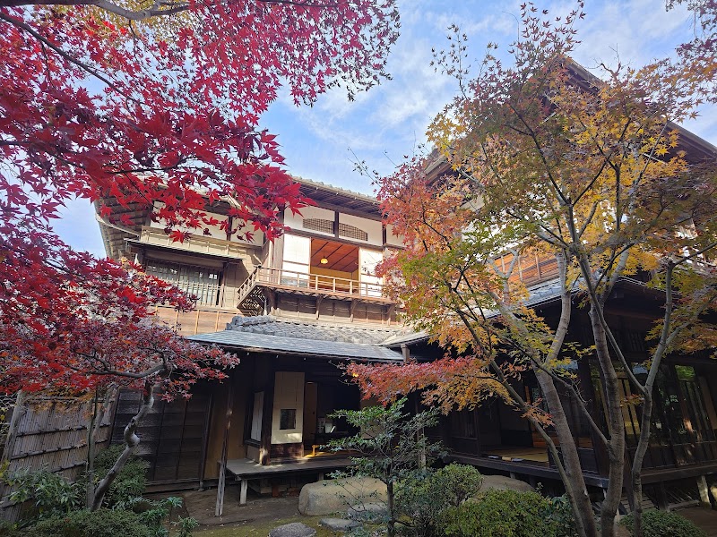旧安田楠雄邸庭園