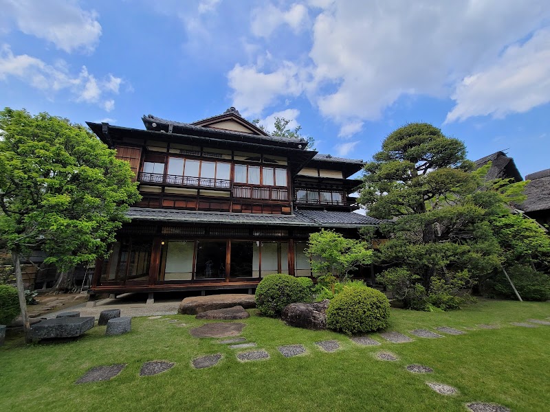 遠山記念館