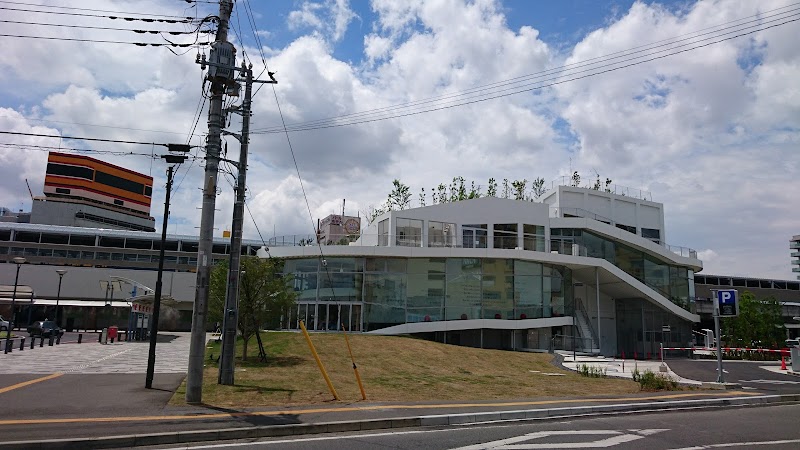 太田市美術館・図書館