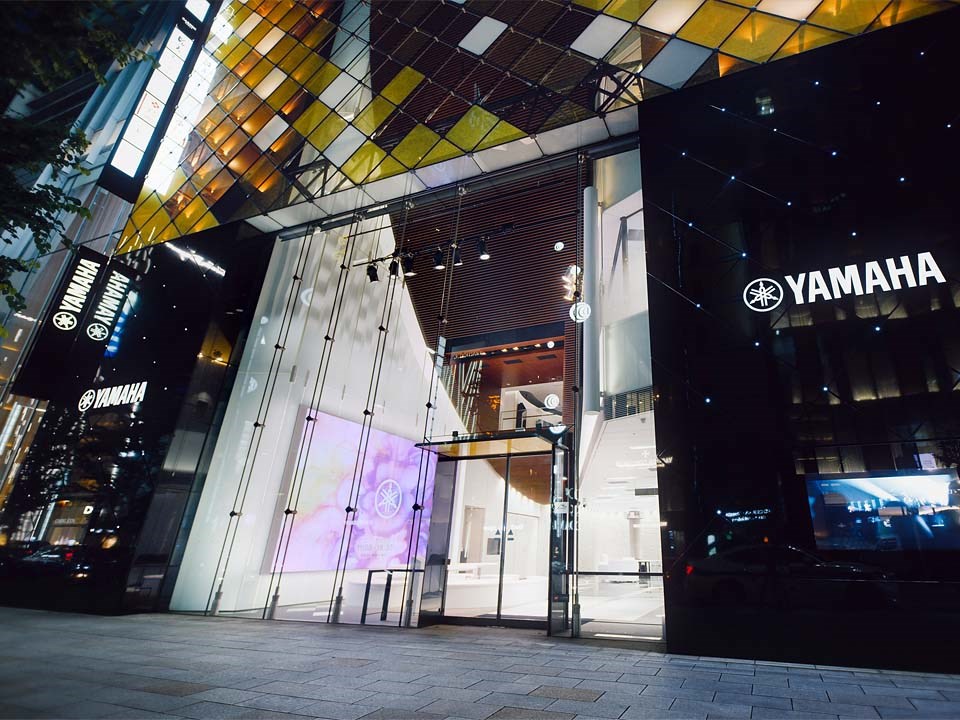 ヤマハ銀座店・・(@{Type=card; Url=https://retailing.jp.yamaha.com/shop/ginza; FinalUrl=https://retailing.jp.yamaha.com/shop/ginza; Title=ヤマハ銀座店 ｜ヤマハミュージック直営店・教室; SiteName=retailing.jp.yamaha.com; Description=ヤマハ銀座店は、ヤマハの旗艦店でもあり、国内最大級の総合楽器店です。地下1Fから5Fが店舗フロアとなっており、品揃えはもちろん、人、事、場にもこだわり、常にお客さまに「利用して良かった」と思っていただける店を目指しております。; ImageUrl=https://retailing.jp.yamaha.com/library/shop/ginza/top/img/main01.jpg; ImageSource=page-image; HostName=retailing.jp.yamaha.com}.Title)