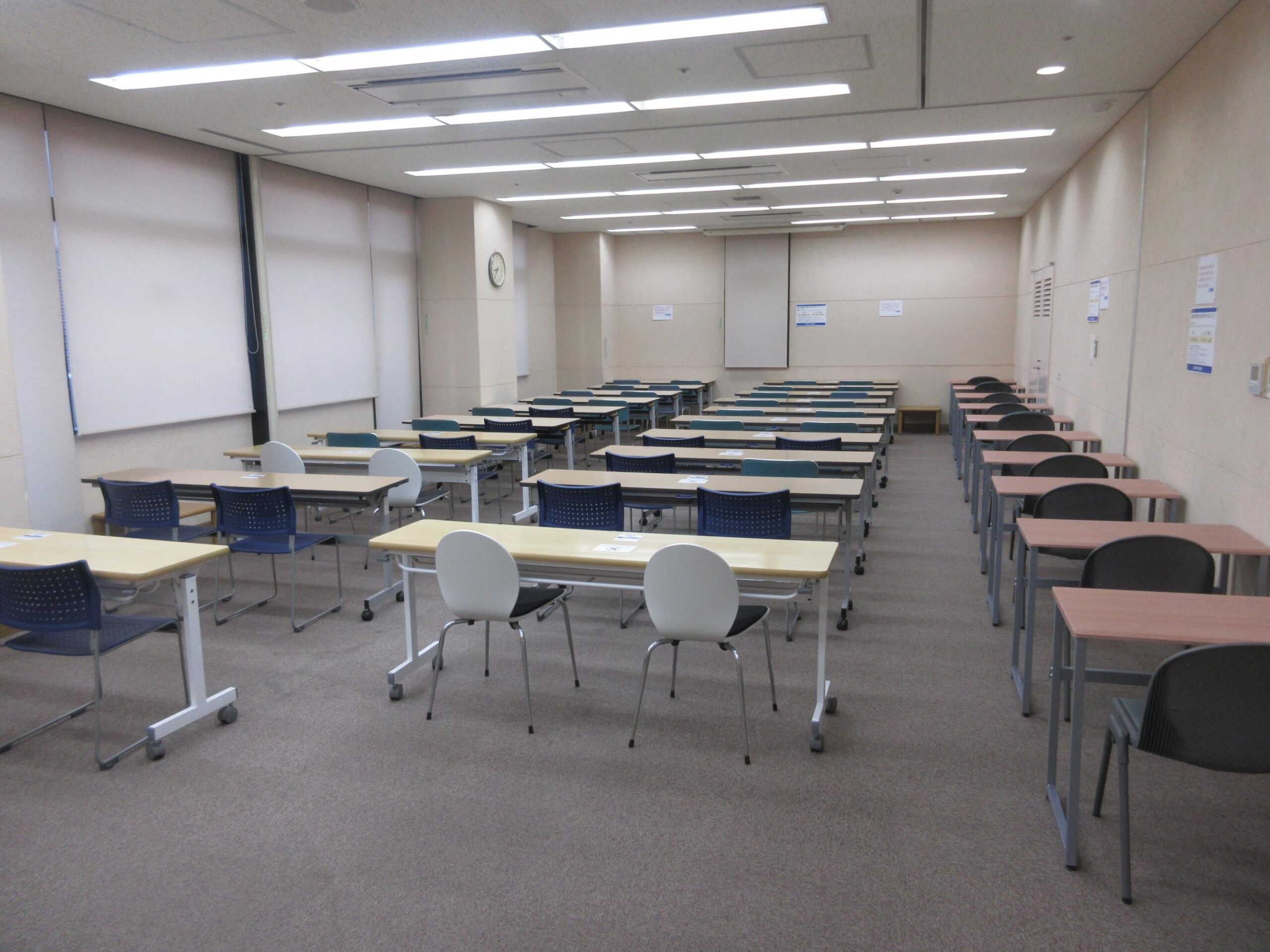 船橋市中央図書館・・(@{Type=card; Url=https://www.lib.city.funabashi.lg.jp/viewer/info.html?id=28&idSubTop=0; FinalUrl=https://www.lib.city.funabashi.lg.jp/viewer/info.html?id=28&idSubTop=0; Title=中央図書館の施設案内; SiteName=lib.city.funabashi.lg.jp; Description=※最新の利用状況や座席数等は各館へお問い合わせください。 基本情報 中央図書館のアクセスについては、各図書館案内・開館時間をご覧ください。 フロア案内 中央図書館のフロアマップは、下記のPDFファイルをご覧ください。 中央図書館2階フロアマ...; ImageUrl=https://www.lib.city.funabashi.lg.jp/manage/contents/upload/676d2712c05c0.jpg; ImageSource=ogp; HostName=lib.city.funabashi.lg.jp}.Title)